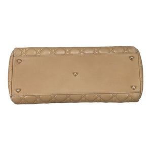 Käsilaukku, koko Maxi