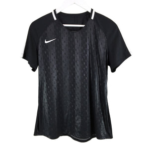 Unisex Nike - Urheilupaita, lyhyet hihat, koko 42 -  (1)