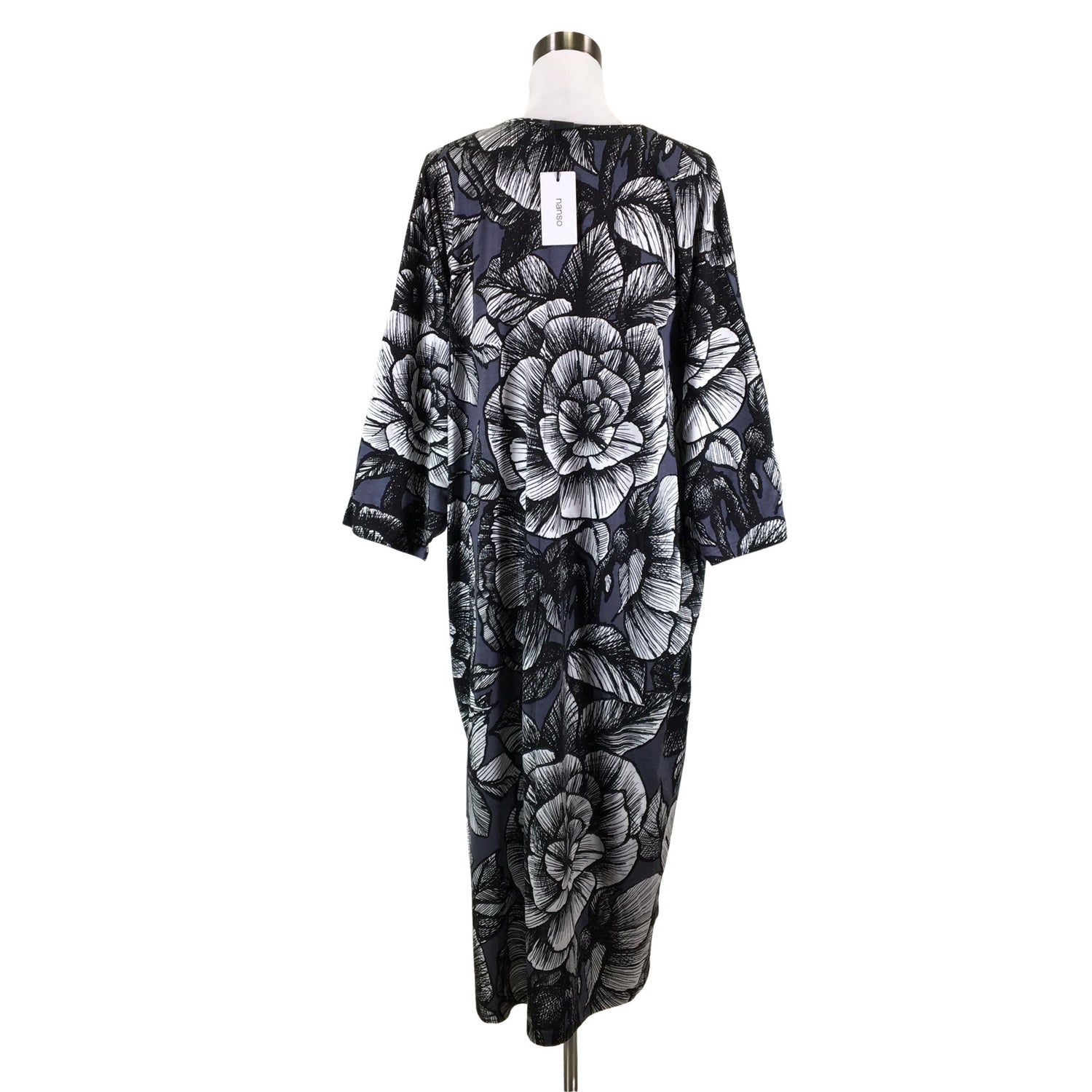  Mekko  Trikoomekko, koko 46  Nanso 
