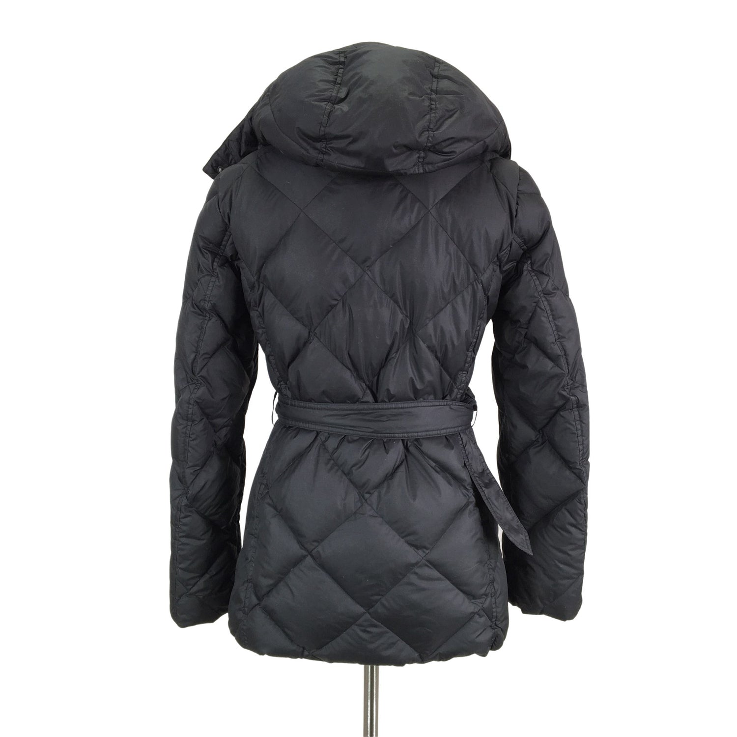  Untuvatakki  Untuvatakki, koko 34  Burberry 