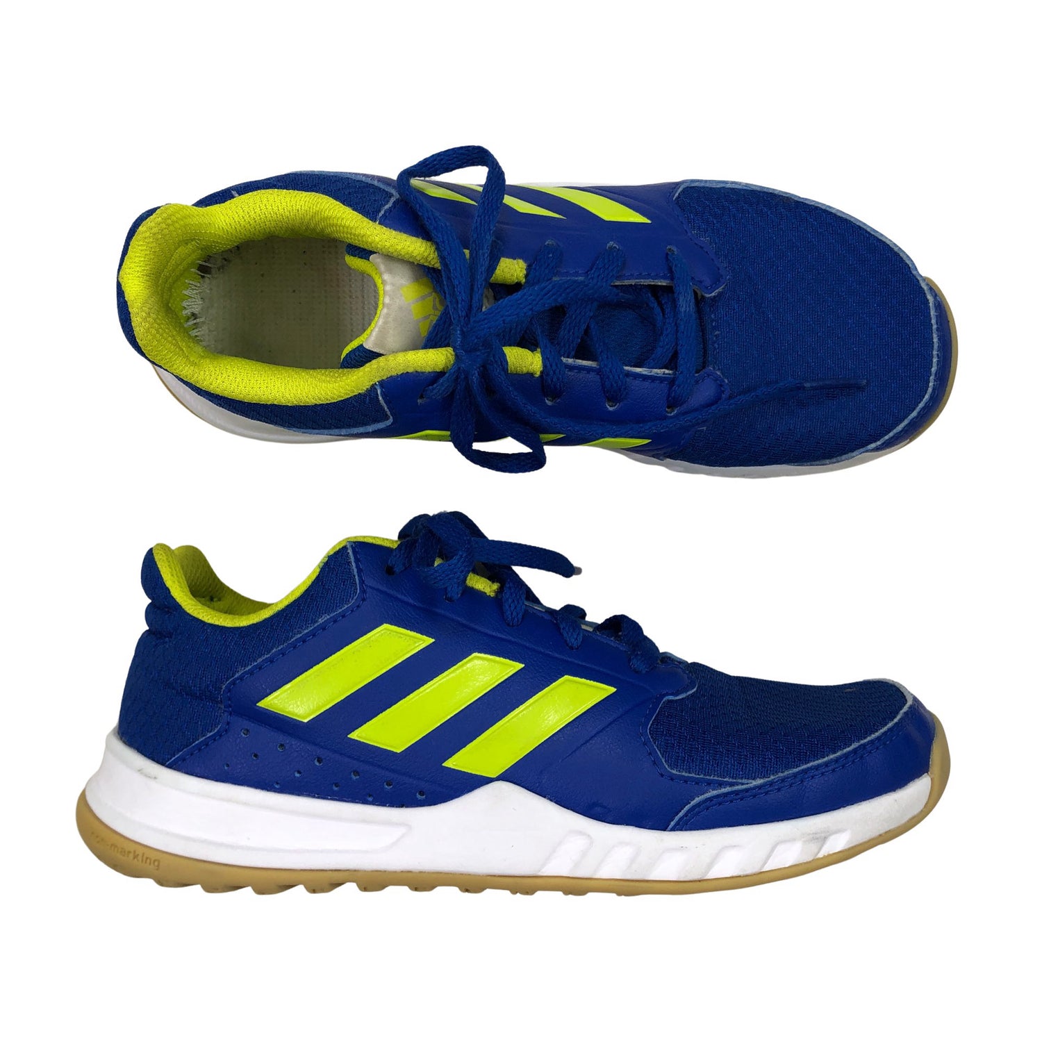  Sisäliikuntakengät  Sisäliikuntakengät, koko 35  Adidas 