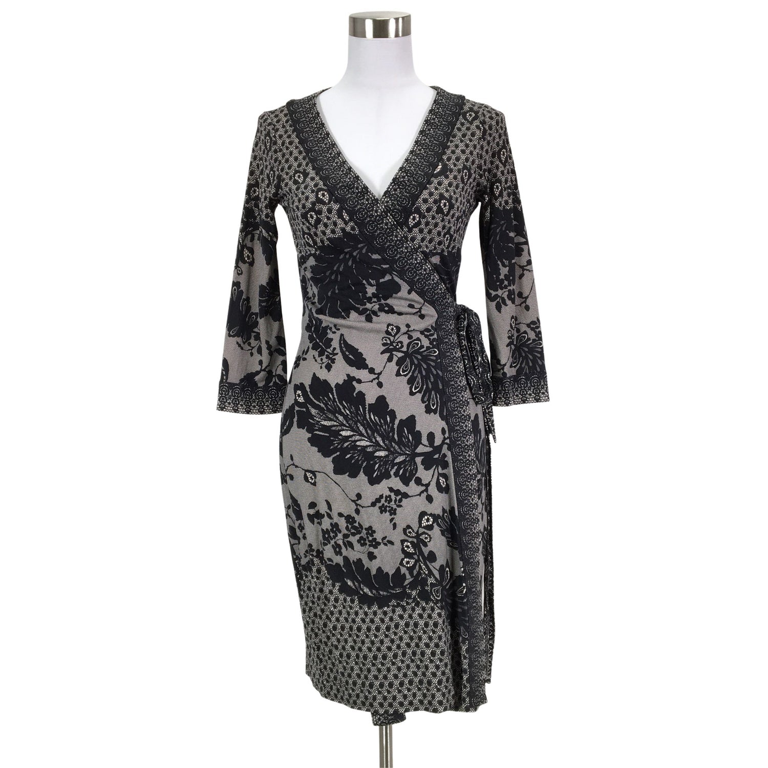 Mekko  Trikoomekko, koko 38  Diane von Furstenberg 