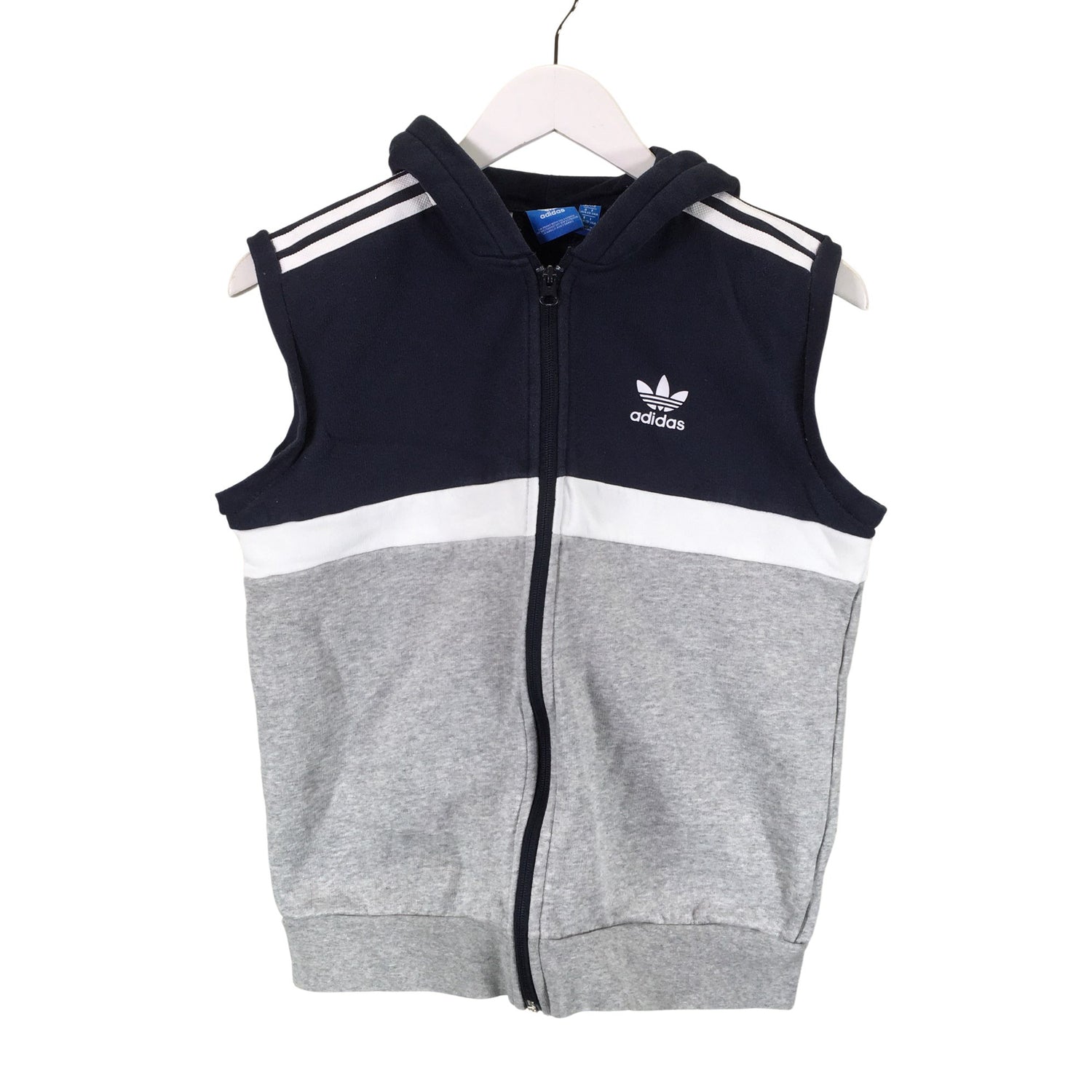  Huppari  Huppari, koko 158 - 164  Adidas 