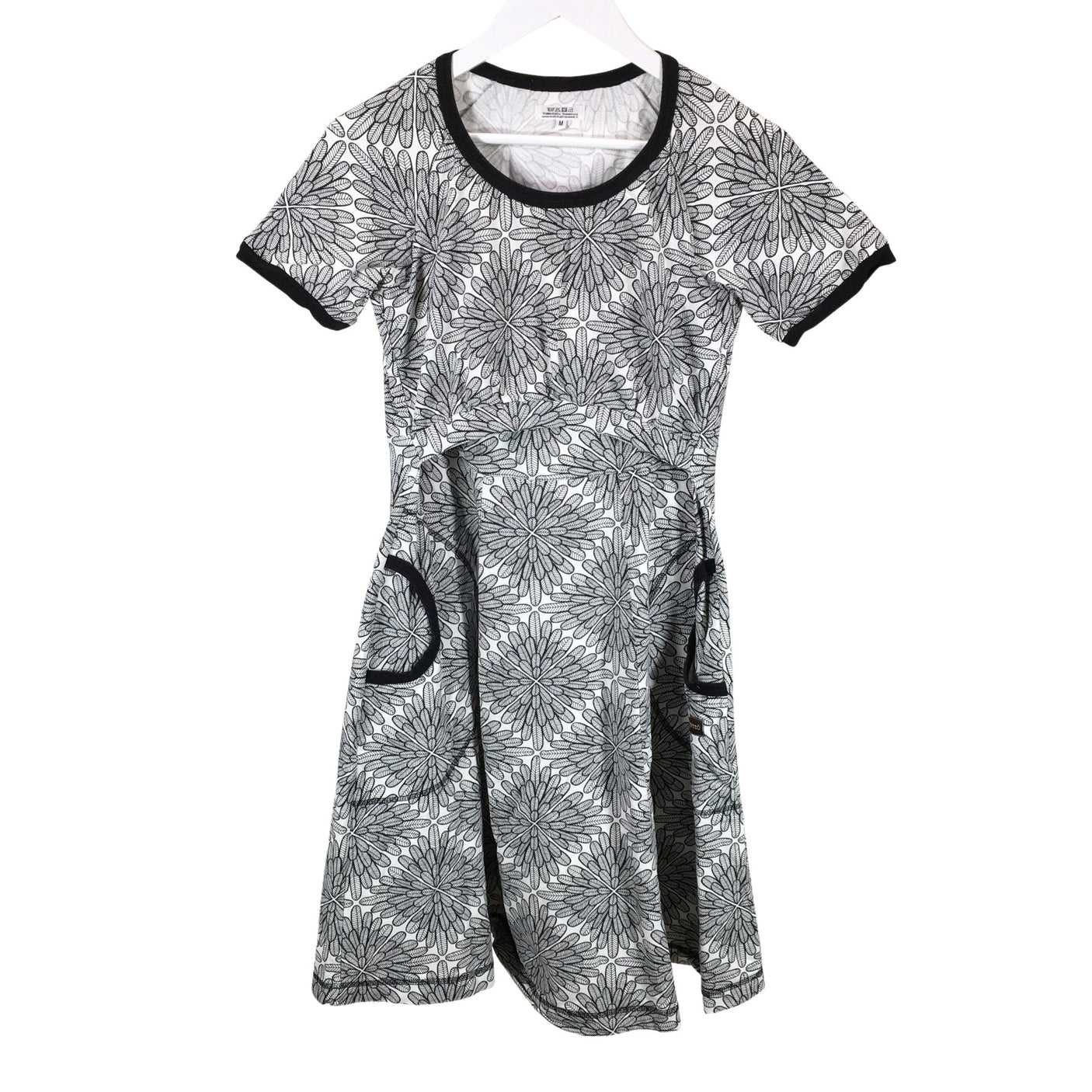 Unisex Maitotyttö - Trikoomekko (Äitiys), koko 38 -  (1)