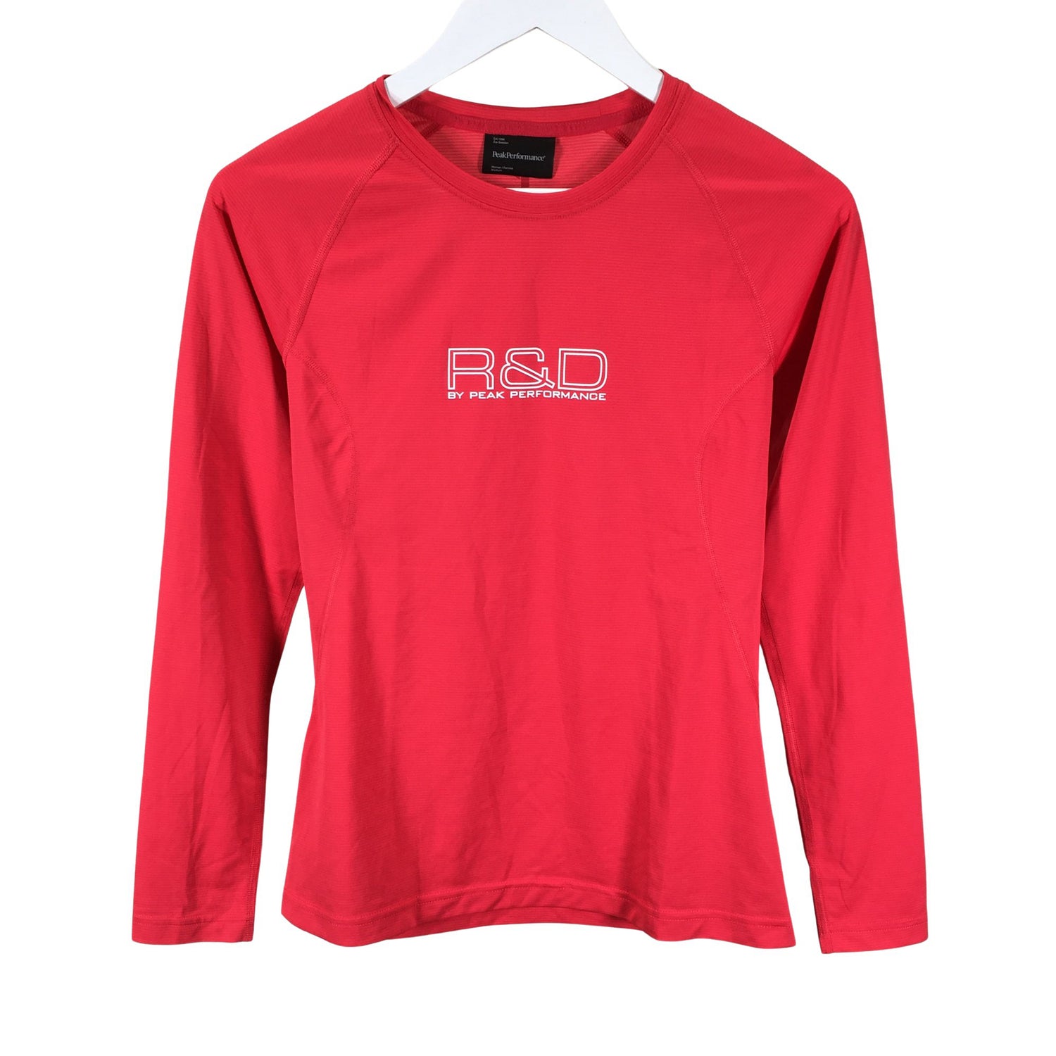  Urheilupaita  Urheilupaita, 
pitkät hihat, koko 38  Peak Performance 